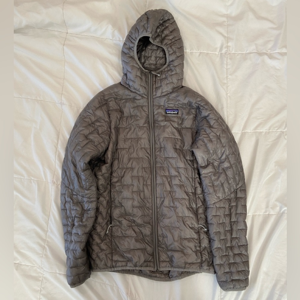 Patagonia Women’s Nano Puff Hoodie, size large, gray